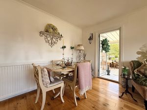 Photo 17- click for photo gallery